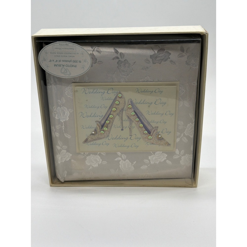 Sheffield Home Wedding Photo Album 200 4x6 Photos Champagne Satin Floral‎ Beaded